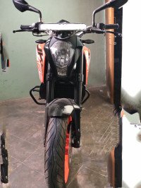Electronic Orange KTM Duke 125