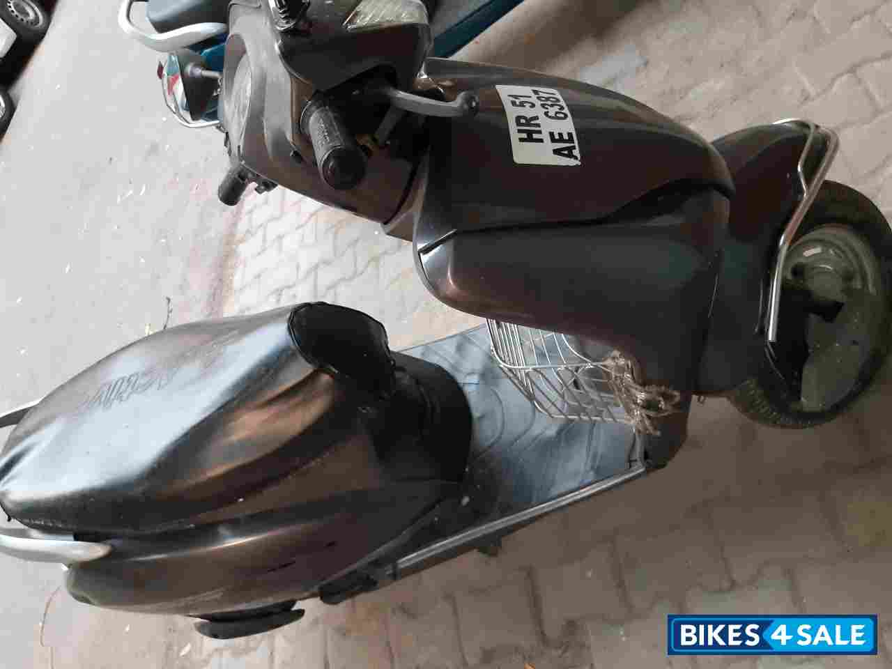 Grey Honda Activa
