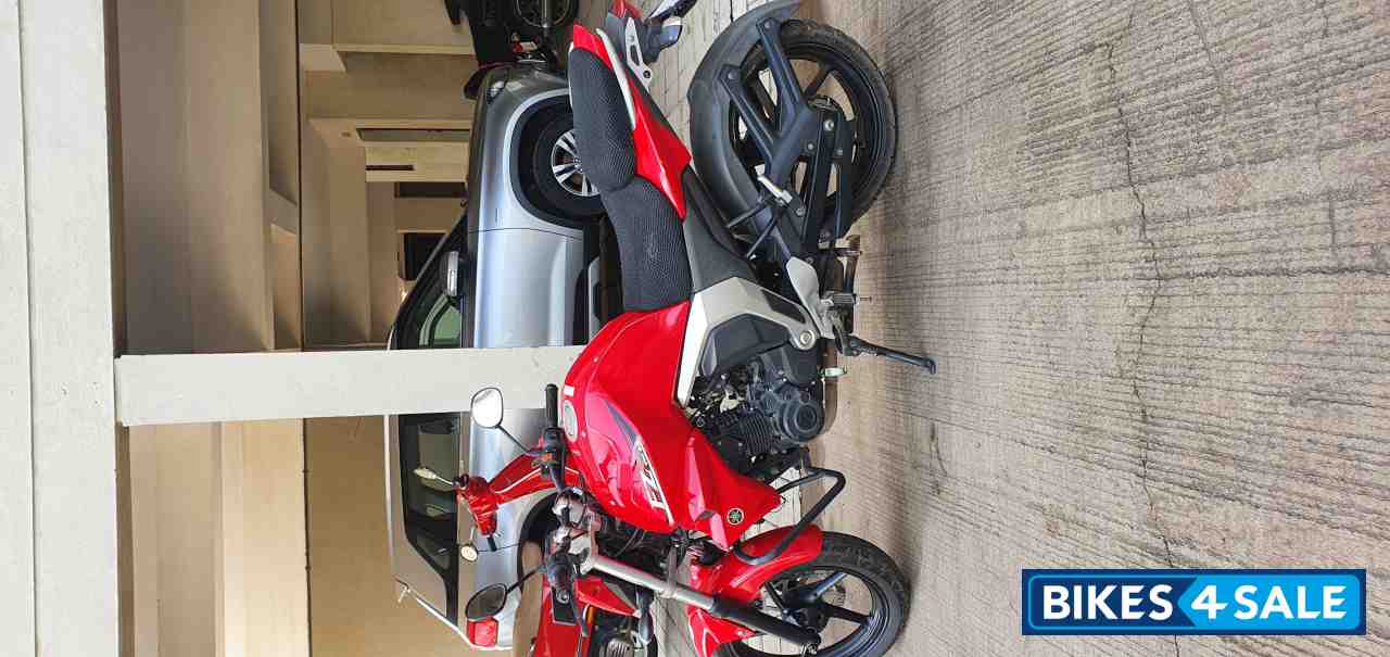 Yamaha FZ FI V2