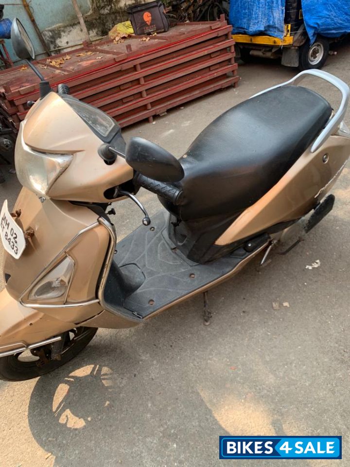 Mistic Gold TVS Jupiter