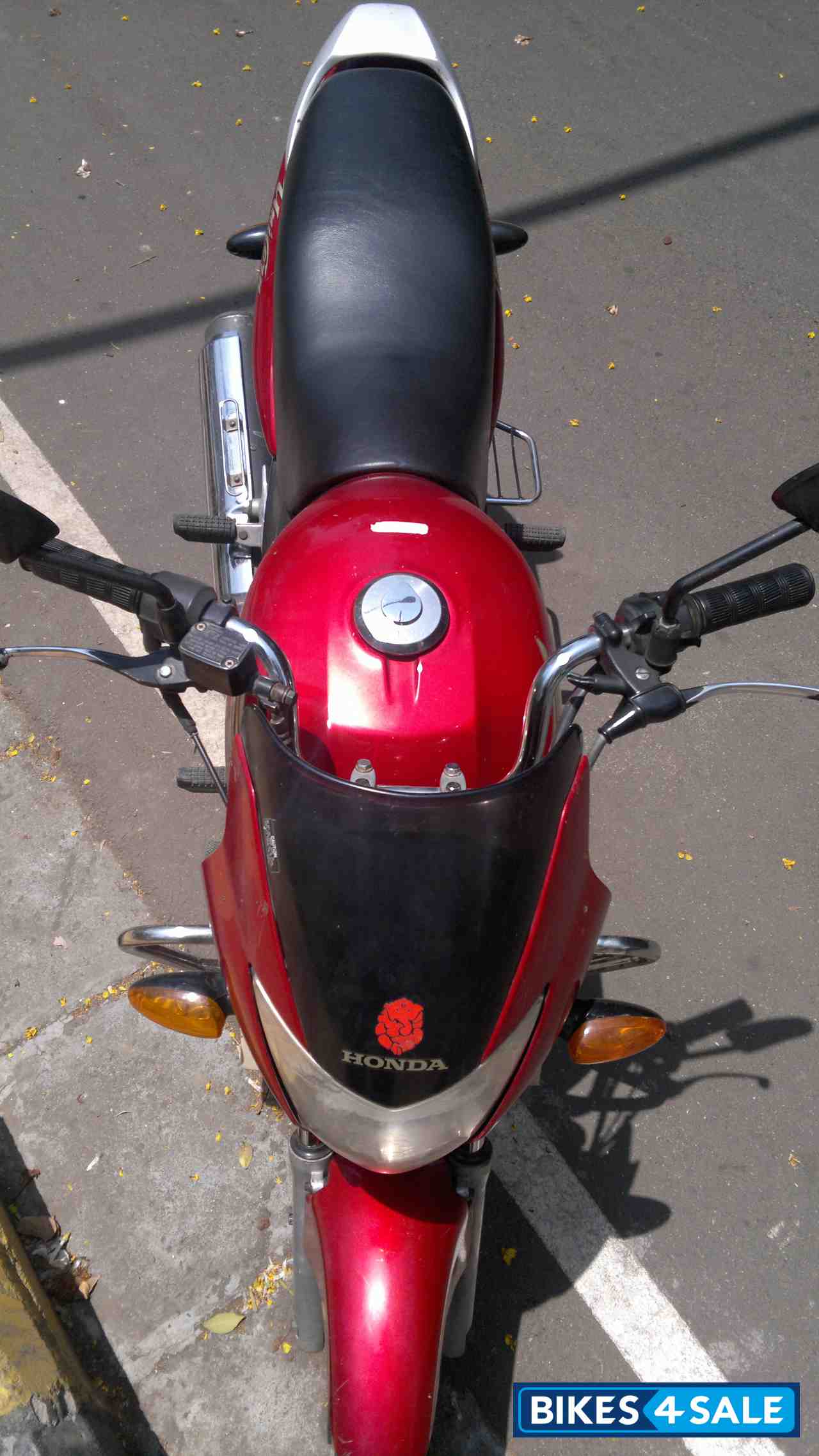 Red Honda Unicorn Red Honda Unicorn