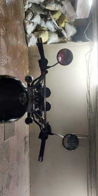 Black Royal Enfield Thunderbird TwinSpark 350