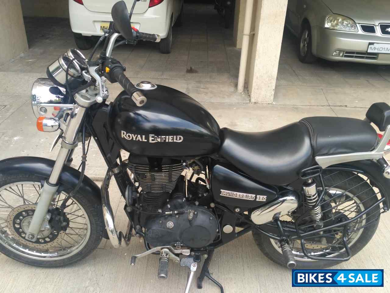 Stone Matte Black Royal Enfield Thunderbird 350