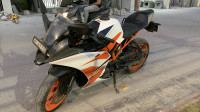 White Orange KTM RC 200