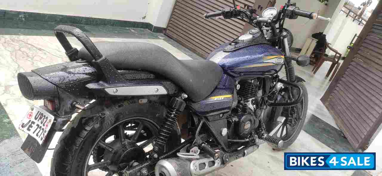 Bajaj Avenger Street 150