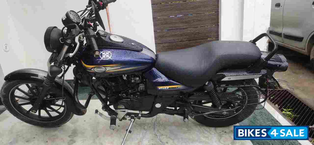 Bajaj Avenger Street 150