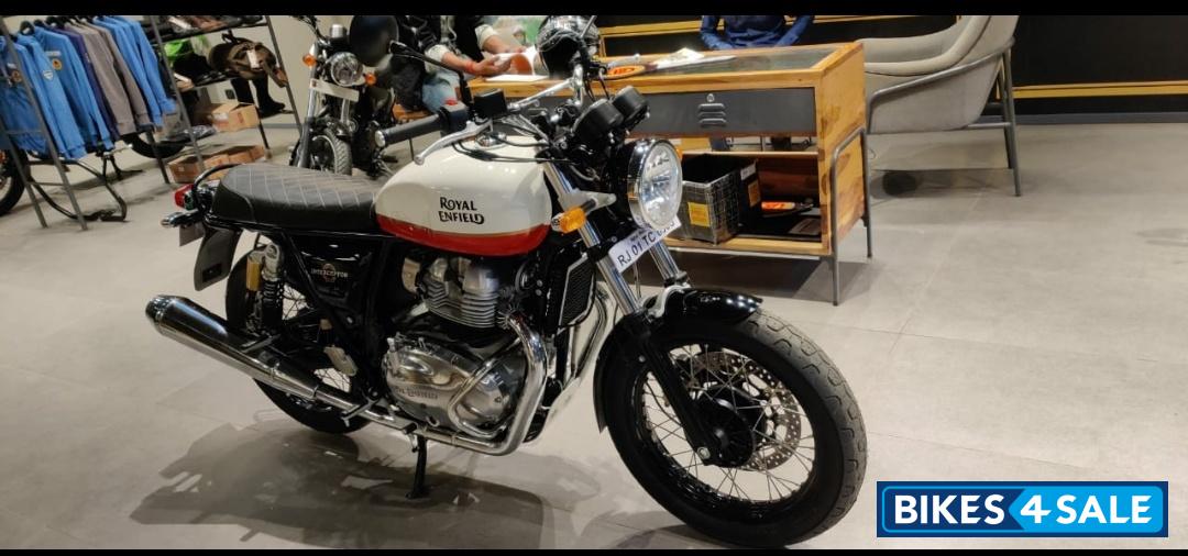 Royal Enfield Interceptor 650 Twin