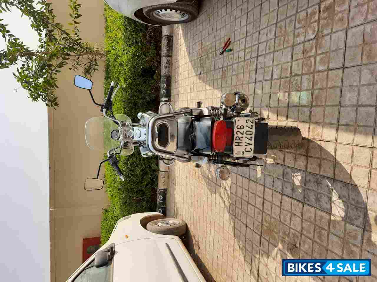 Bajaj Avenger Cruise 220