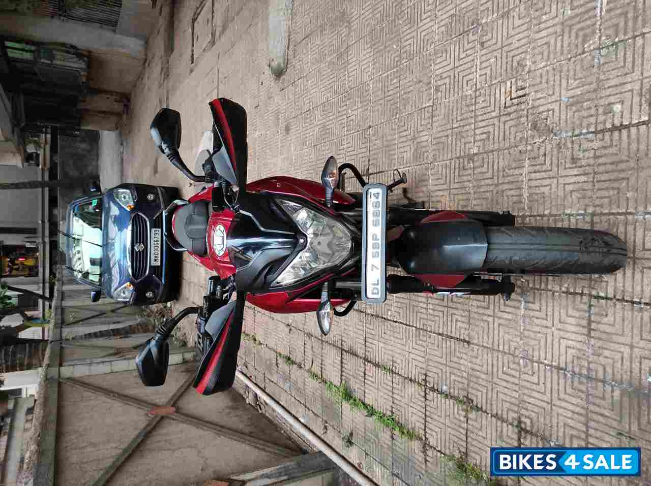 Wine Red Bajaj Pulsar 200 NS Wine Red Bajaj Pulsar 200 NS