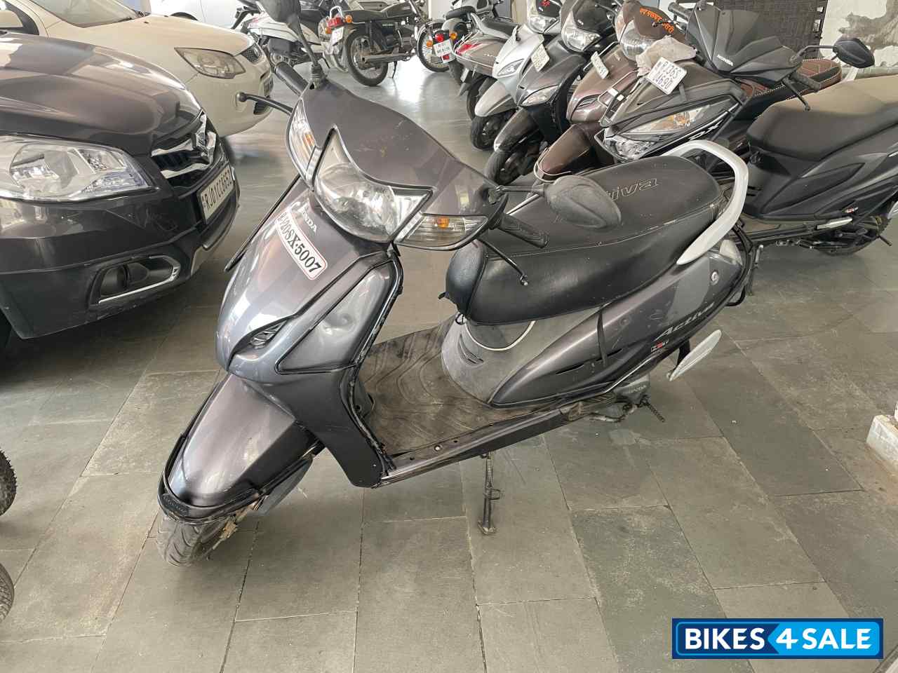 Grey Honda Activa
