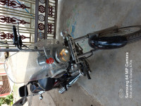 Black Bajaj Avenger Cruise 220