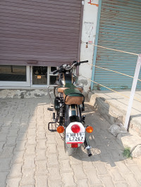 Royal Enfield Classic 500