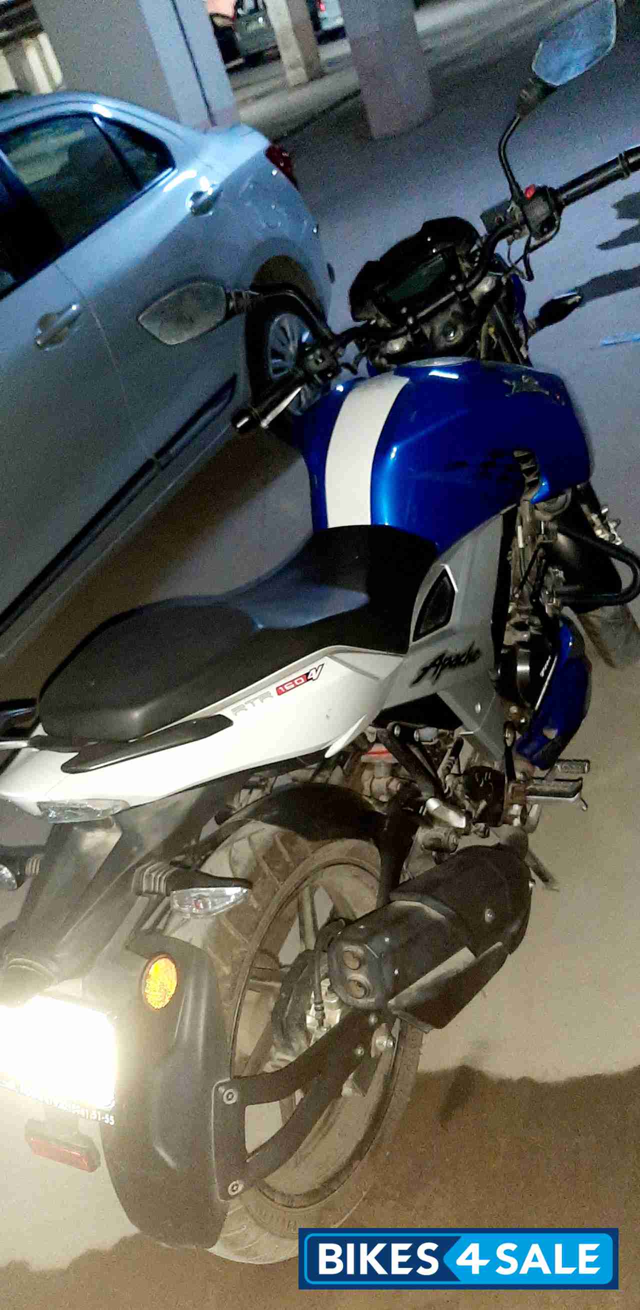 Blue White TVS Apache RTR 160 4V