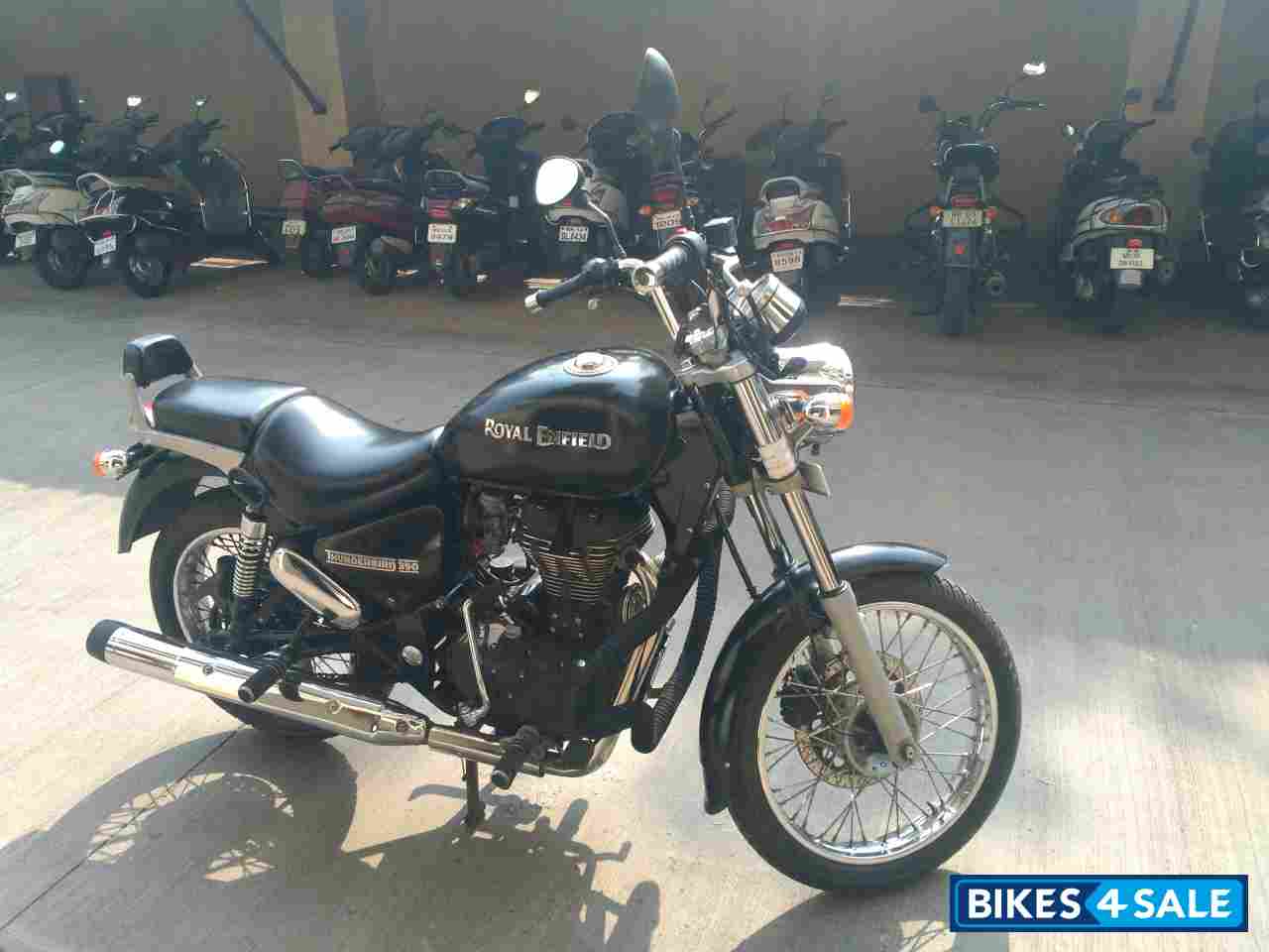 Stone Royal Enfield Thunderbird 350