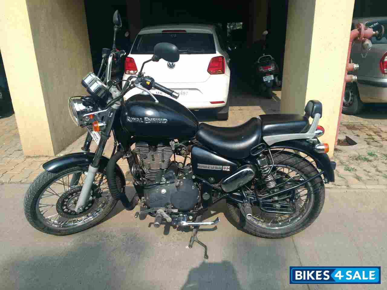 Stone Royal Enfield Thunderbird 350