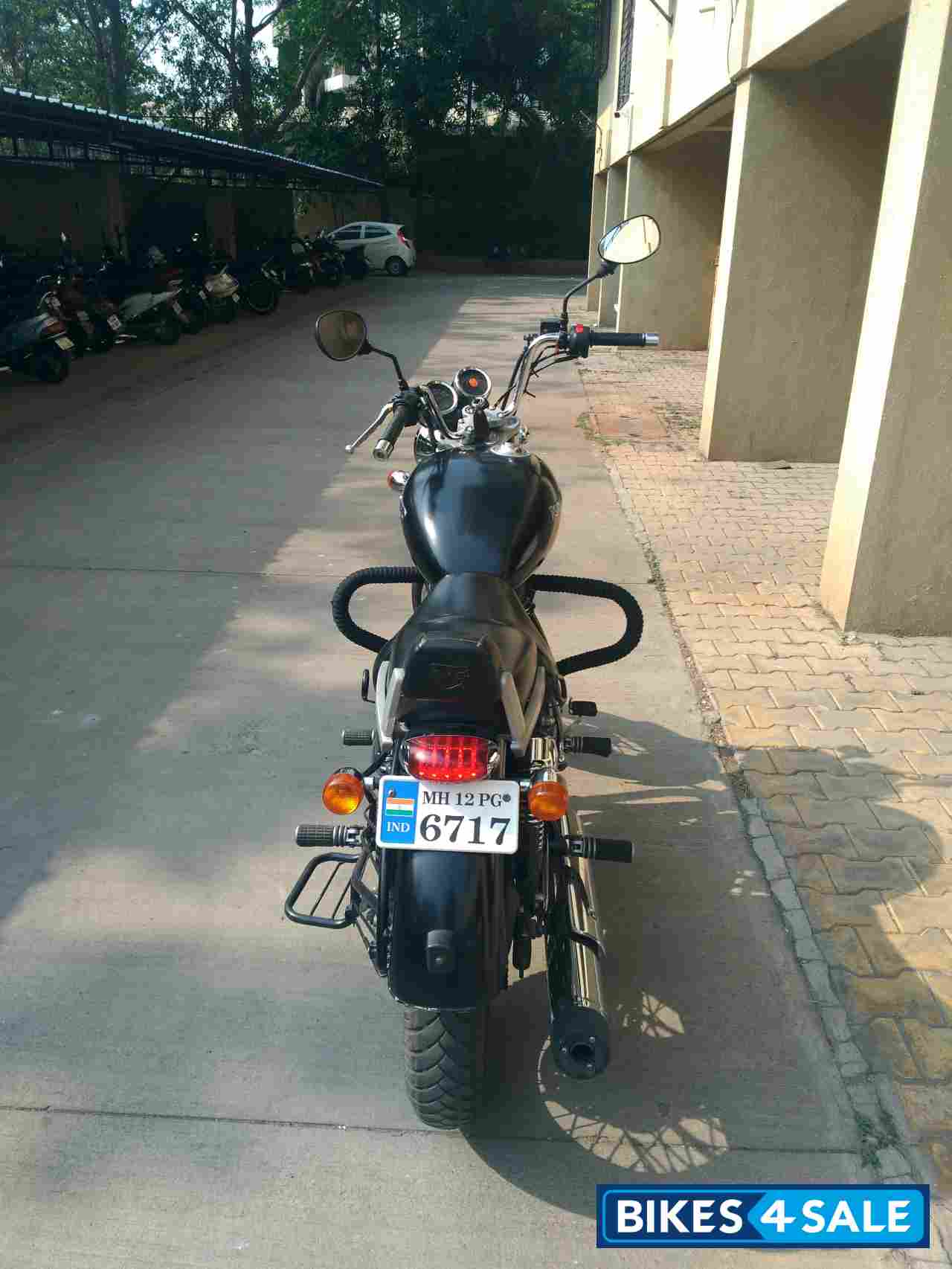 Stone Royal Enfield Thunderbird 350