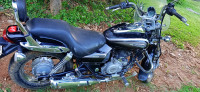 Aurburn Black Bajaj Avenger 220 DTS-i