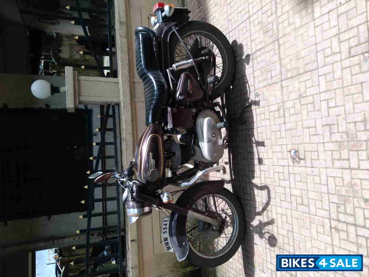 Royal Enfield Bullet Standard 350