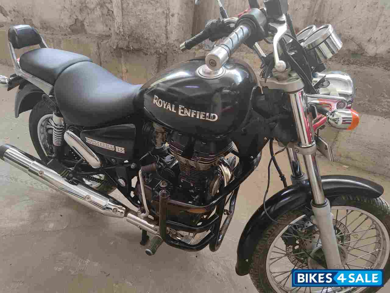 Royal Enfield Thunderbird 350