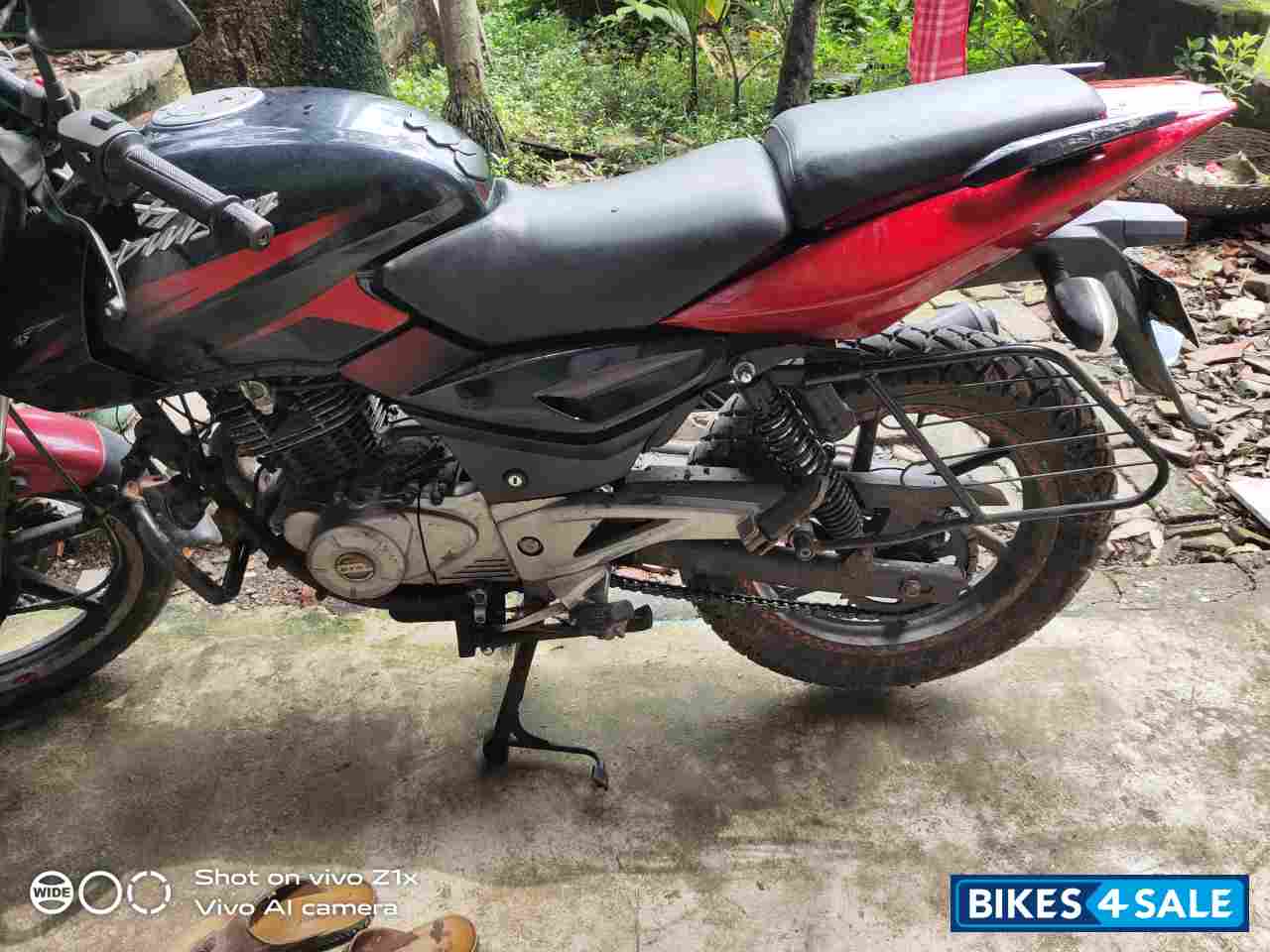 Black & Red Bajaj Pulsar 180 DTSi