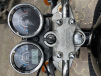 Royal Enfield Thunderbird 350