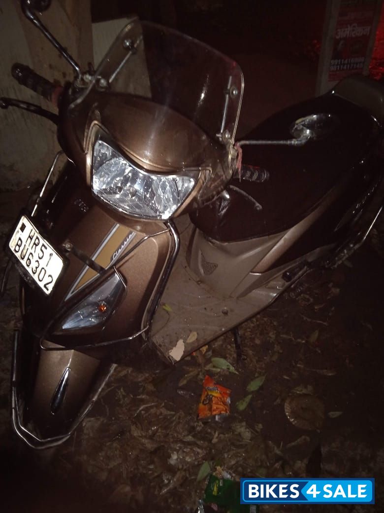 Autumn Brown TVS Jupiter Classic