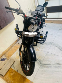 Stealth Black Royal Enfield Classic 350 BS VI