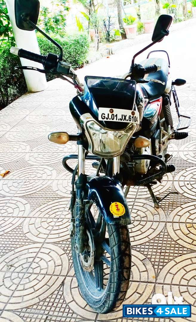 Red Bajaj V15
