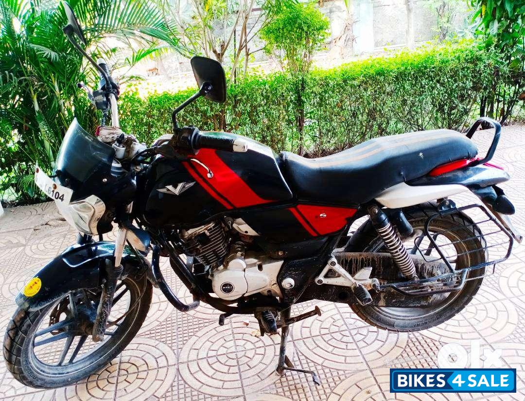 Red Bajaj V15