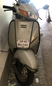 Silver Honda Activa