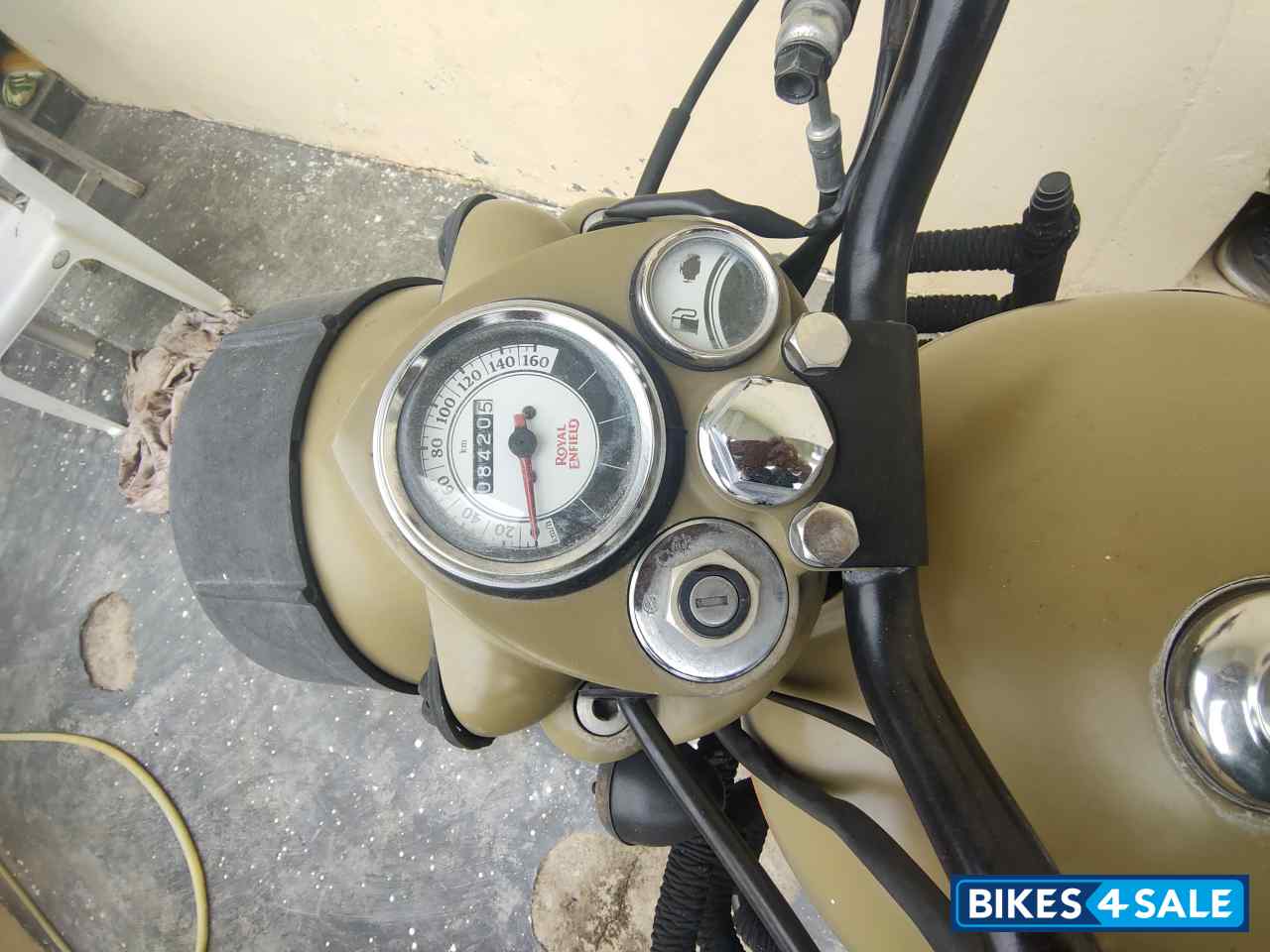 Storm Rider Sand Royal Enfield Classic 350 Single Channel BS6 Storm Rider Sand Royal Enfield Classic 350 Single Channel BS6