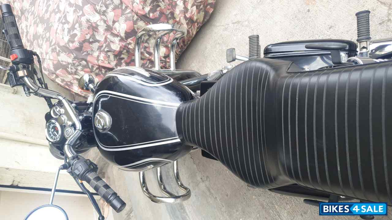 Royal Enfield Bullet 500