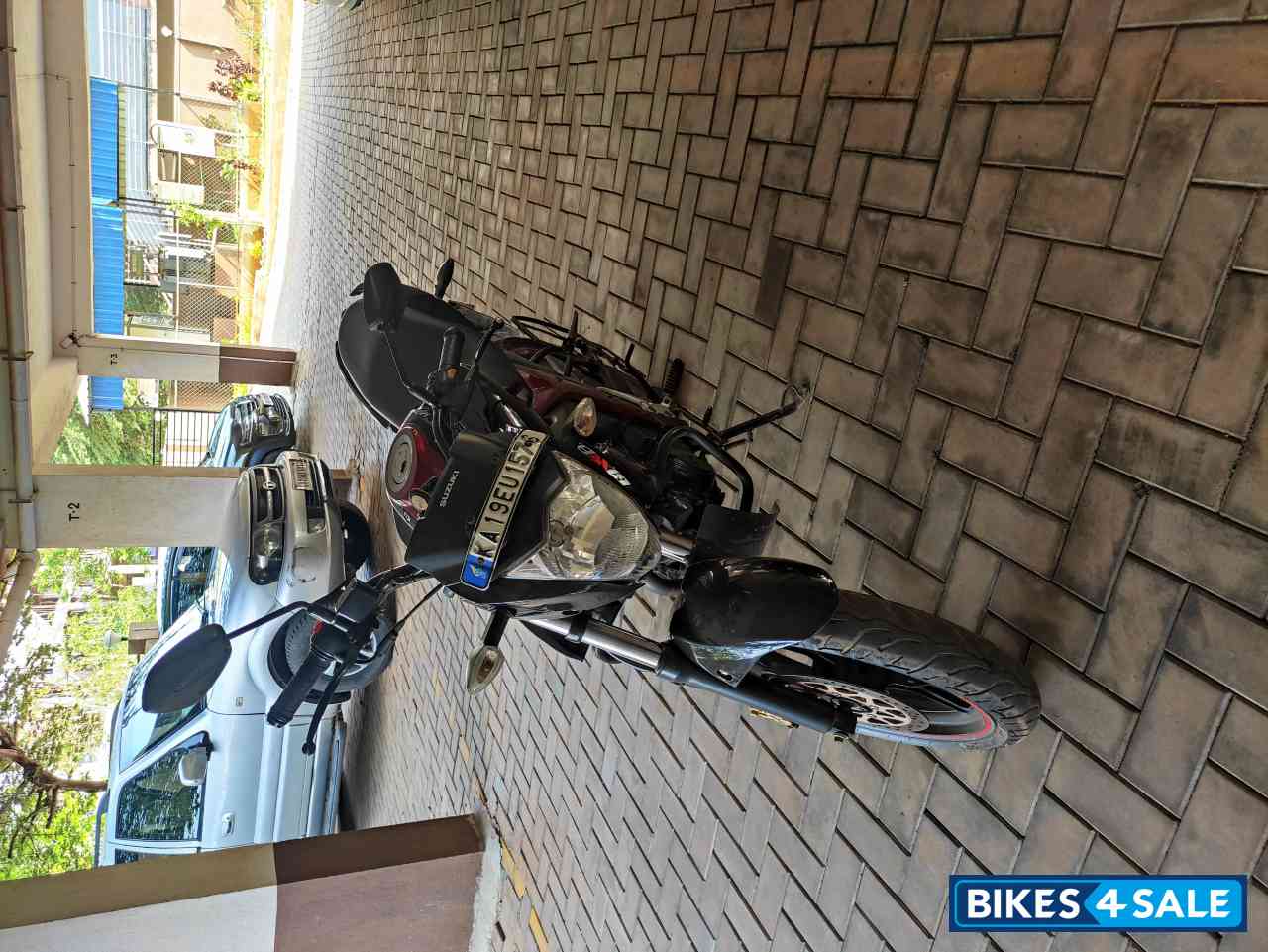 Black & Red Suzuki Gixxer 150