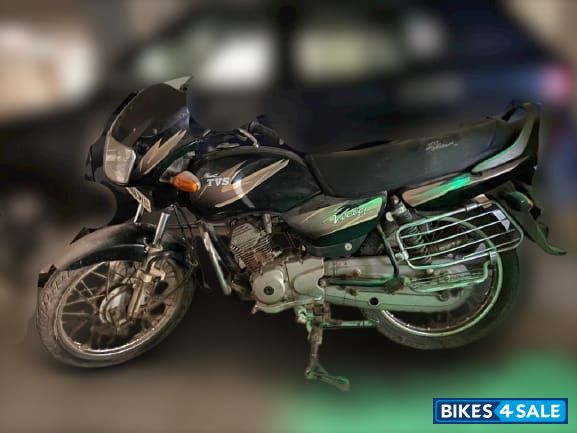 Black TVS Victor