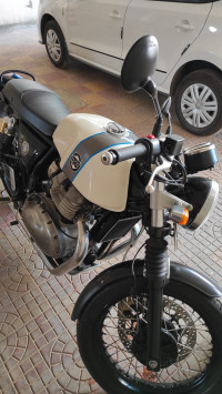 White Royal Enfield Continental GT 650 Twin
