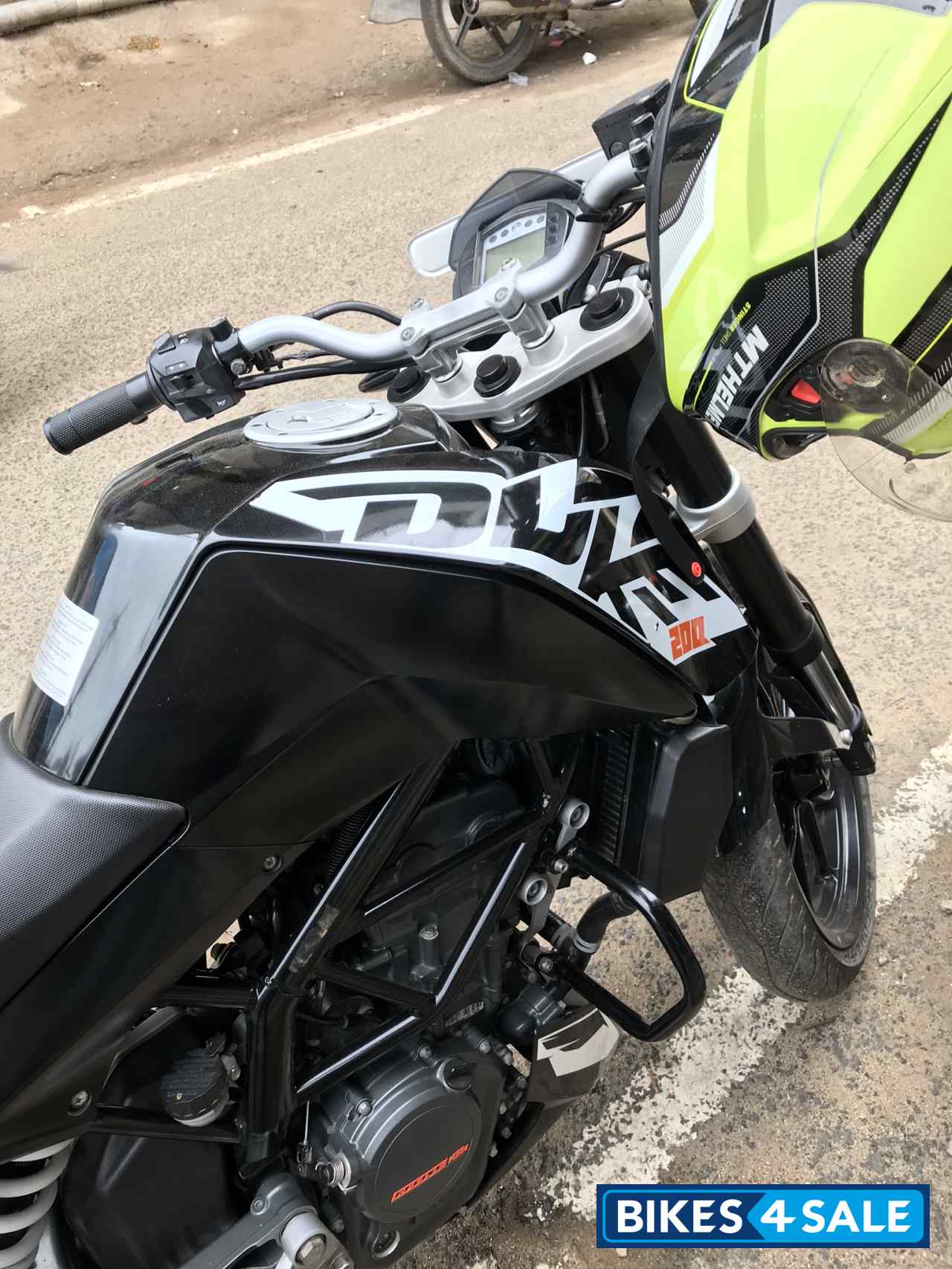 KTM Duke 200