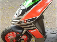 Grey Aprilia SR 150 Race