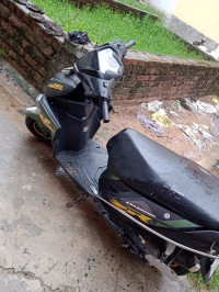 Yamaha Cygnus Ray ZR