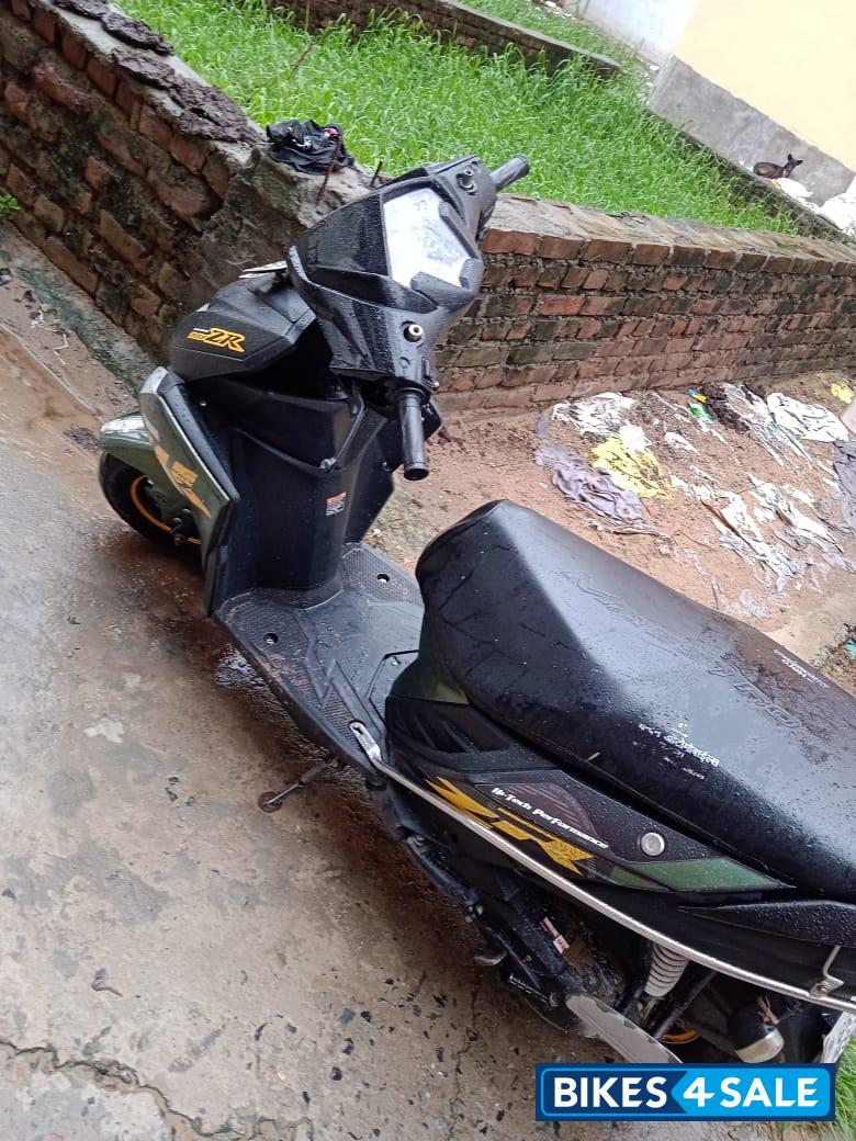 Yamaha Cygnus Ray ZR