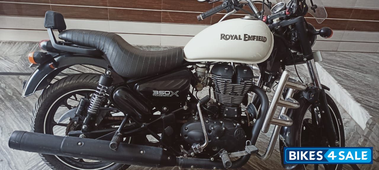 White Royal Enfield Thunderbird X 350