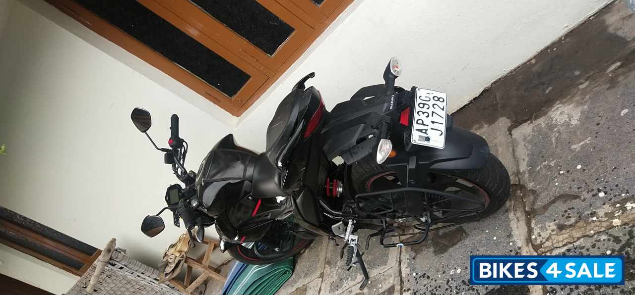 Suzuki Gixxer BS6 Suzuki Gixxer BS6