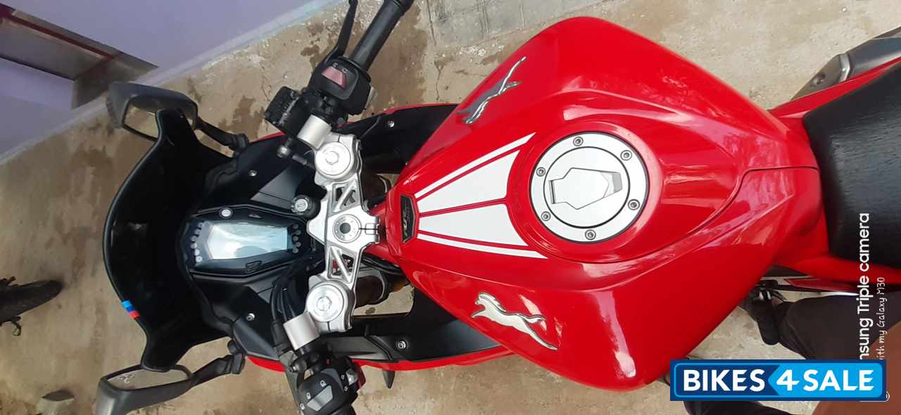 Red TVS Apache RR 310