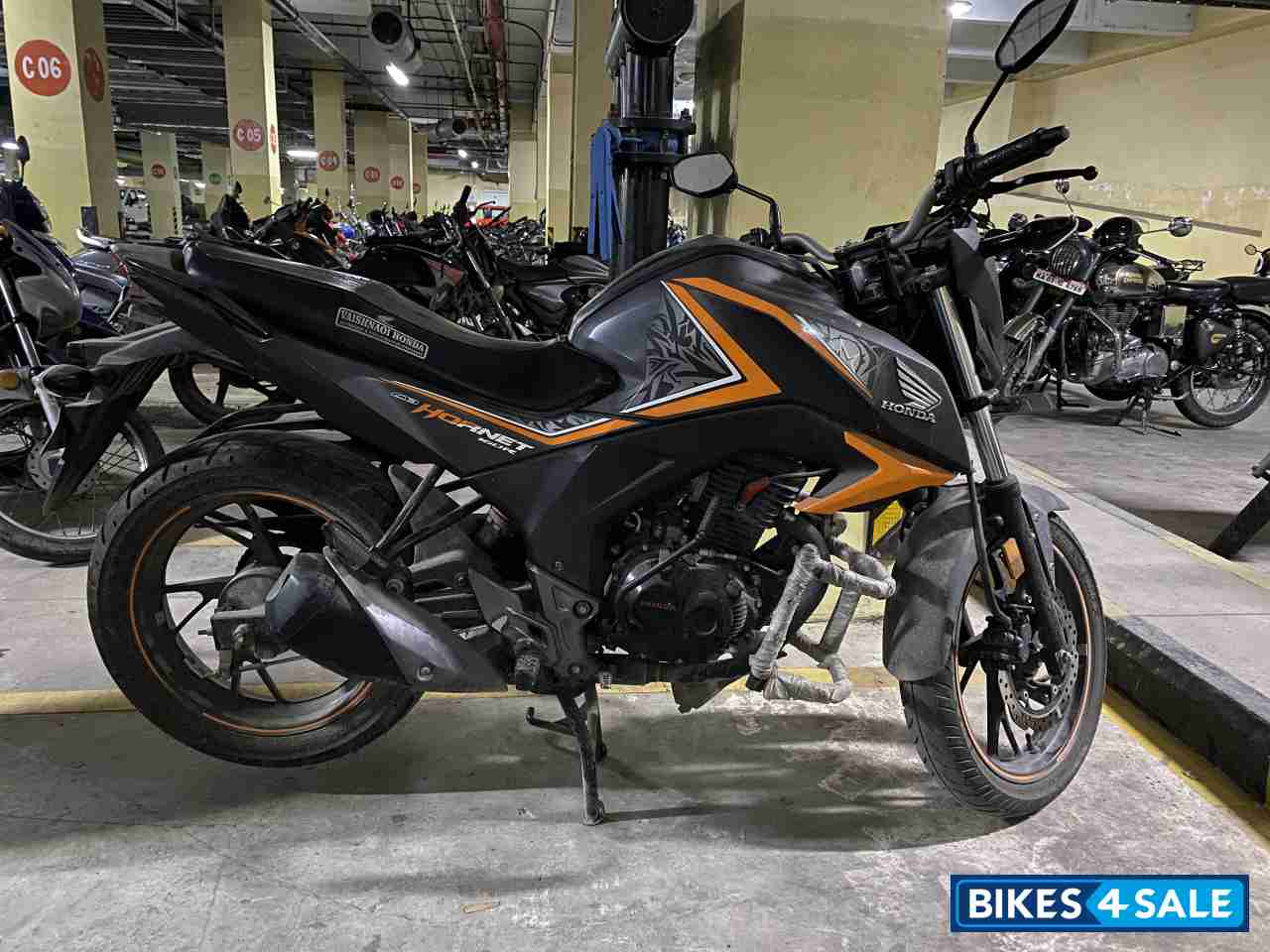 Mars Orange Honda CB Hornet 160R