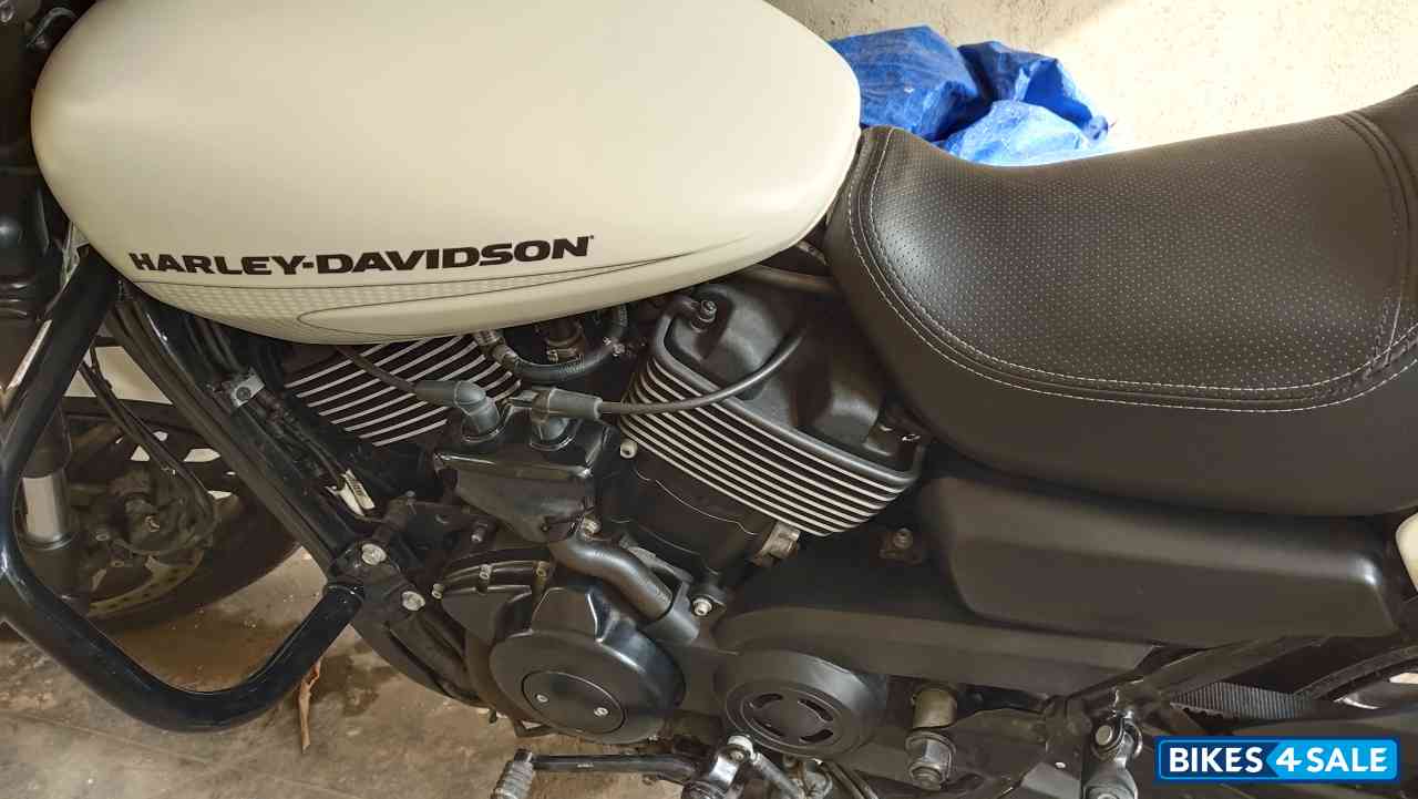 White Harley Davidson Street Rod