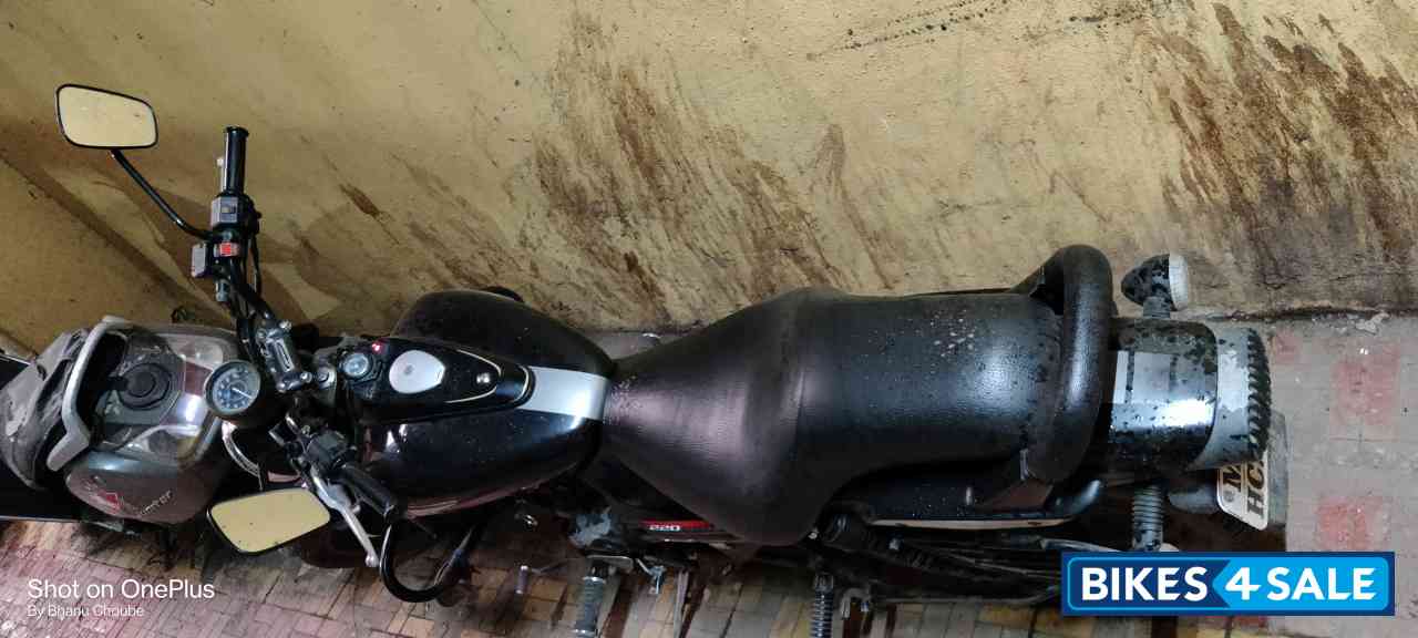 Bajaj Avenger 220 DTS-i