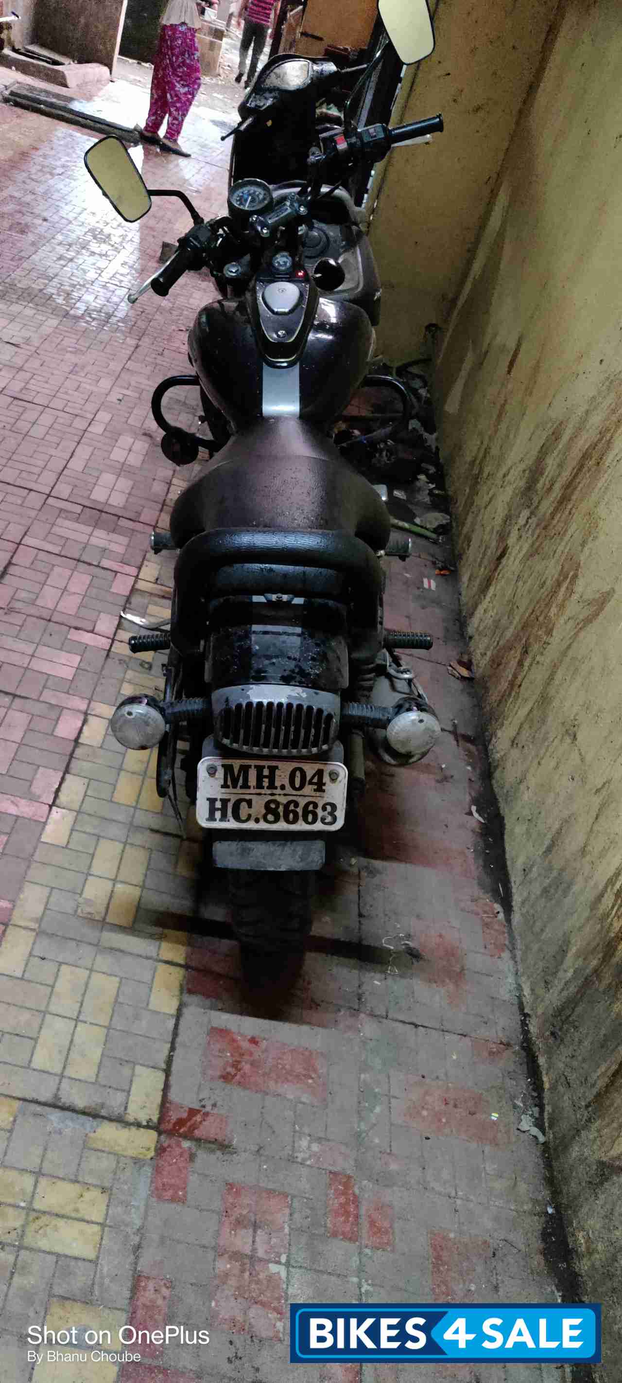 Bajaj Avenger 220 DTS-i