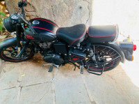 Royal Enfield Classic Stealth Black