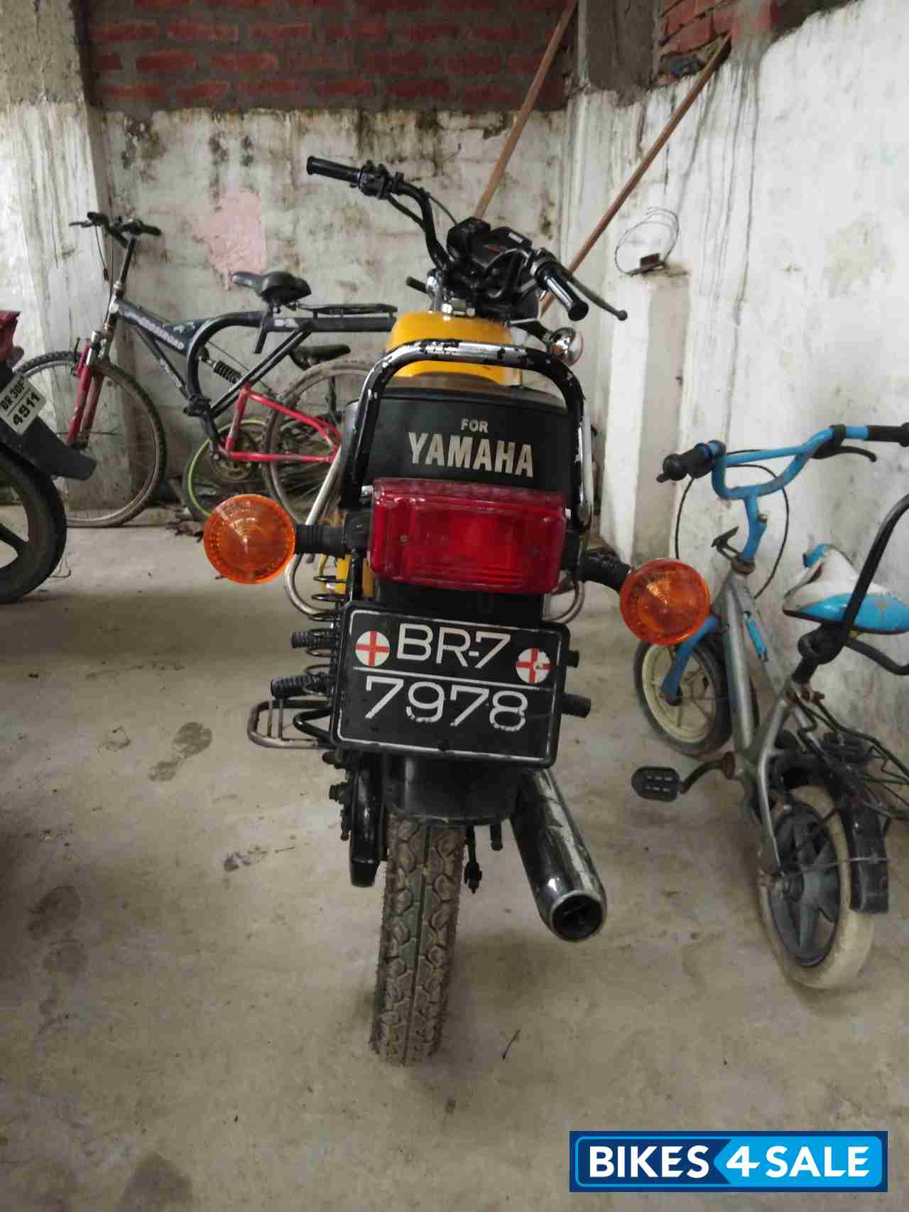Yamaha RX 100