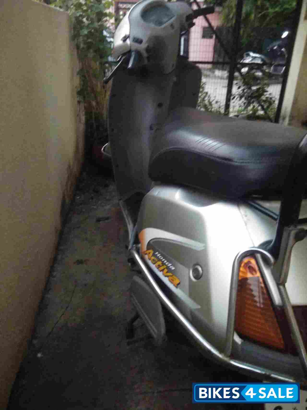 Silver Honda Activa Silver Honda Activa