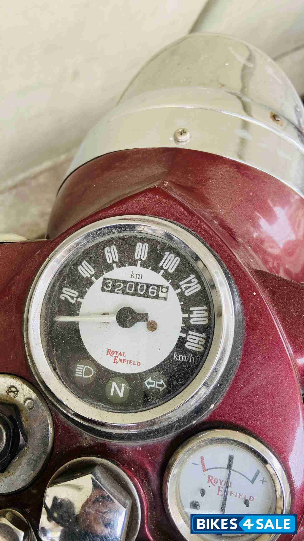 Maroon Royal Enfield Classic 350